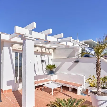 Διαμέρισμα Breathtaking Penthouse Azaleas