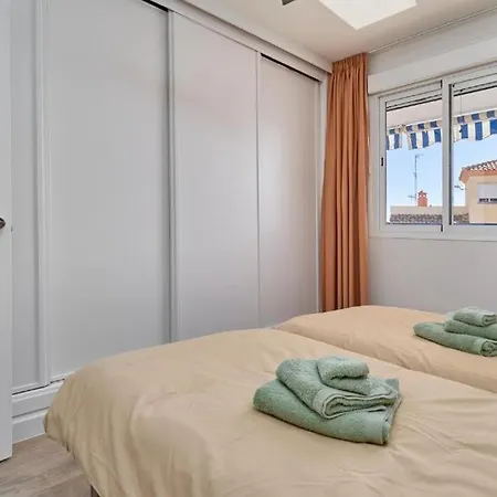 Breathtaking Penthouse Azaleas Διαμέρισμα *